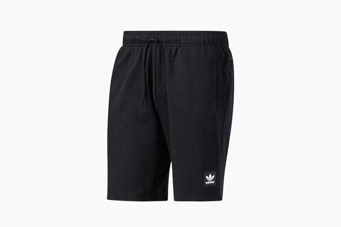 nike sweatpants shorts mens