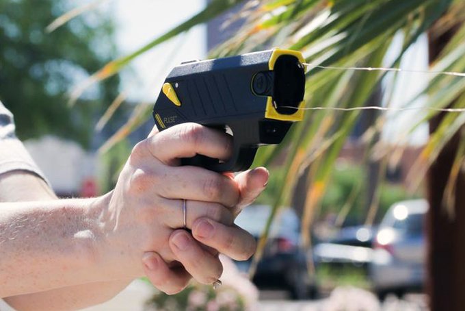 10-best-non-lethal-self-defense-weapons-for-home-security-hiconsumption