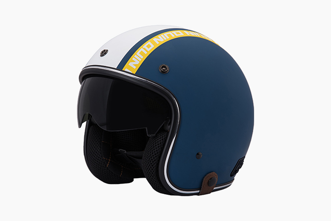 crash helmet with built in bluetooth