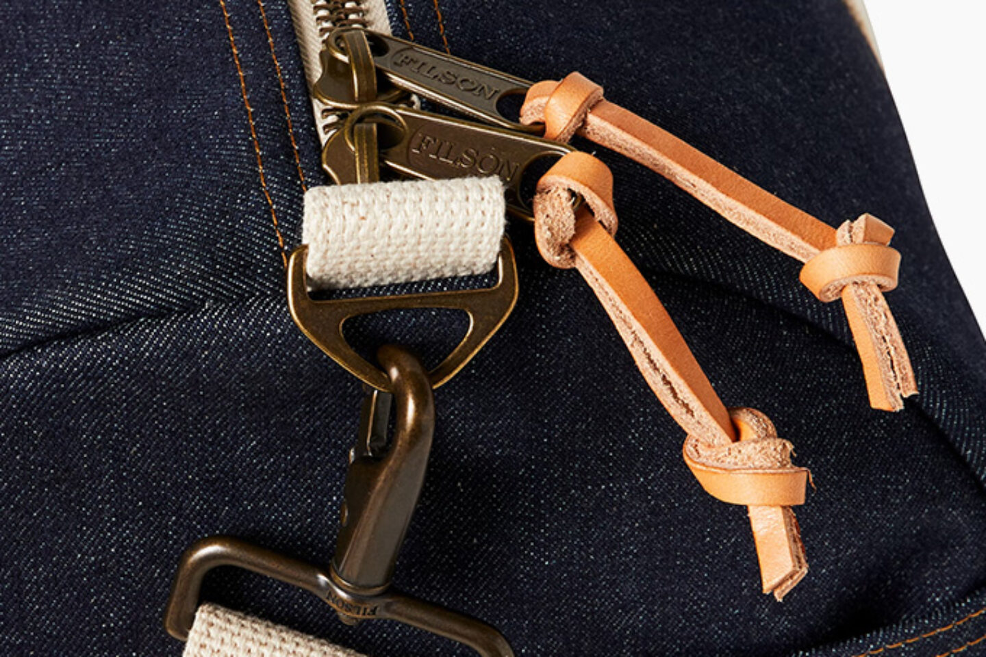 Filson Workshop Barrel Duffle Bag | HiConsumption