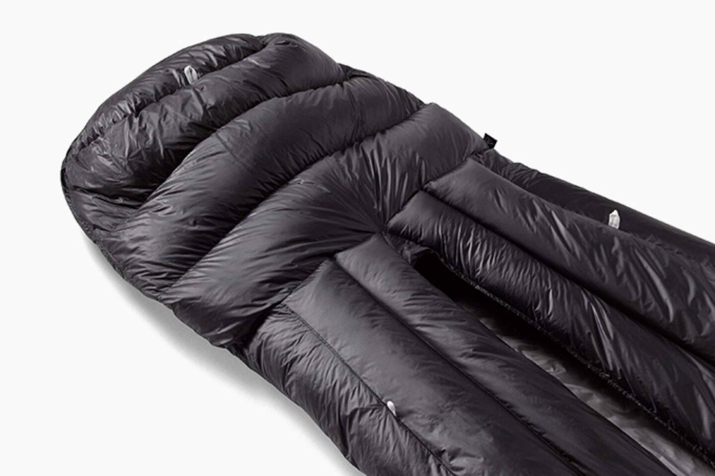 Hyperlite Mountain Gear Quilt | HiConsumption