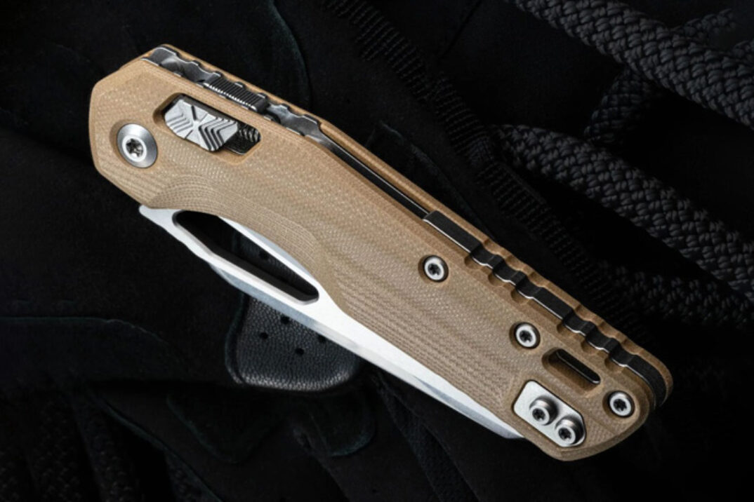 Microtech Standard Issue Knife | HiConsumption