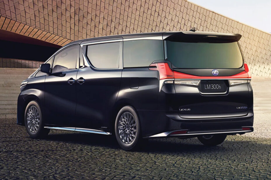 The 2024 Lexus LM Is the Ultimate Luxury Executive Transport ...
