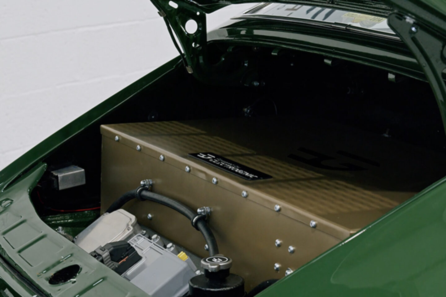 Electrogenic Is Building Vintage Porsche 911 EV Conversion Kits ...