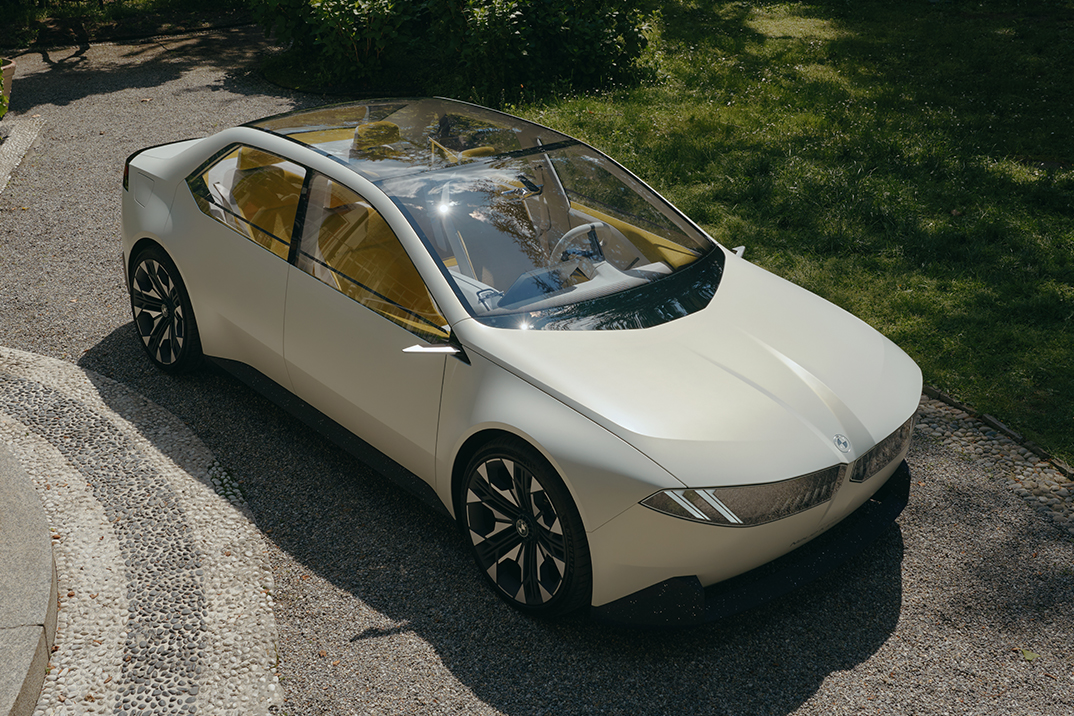 BMW Unveils the Future-Forward Vision Neue Klasse EV Concept