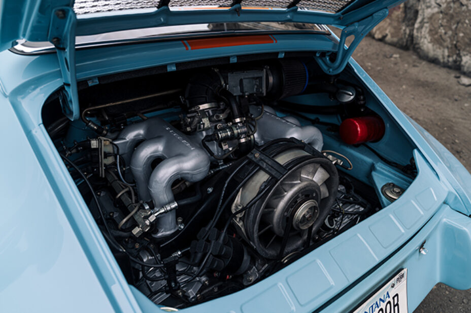 The RSR Project Unveils Bespoke 1986 Porsche 911 “Gulf Blue 3” Restomod ...