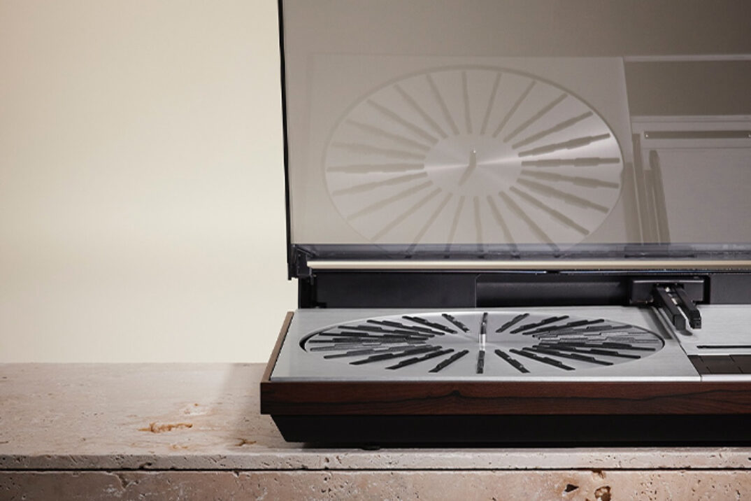 Bang & Olufsen Reimagines its Iconic 1970s Beogram 4000 Turntable ...