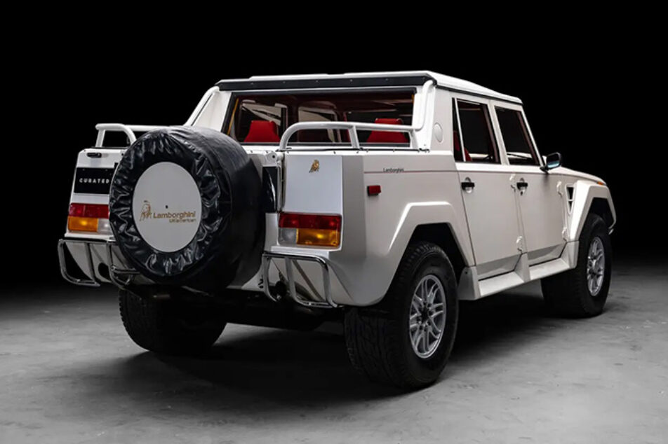 A Pristine U.S.-Spec 1990 Lamborghini LM002 Is for Sale with 4K Miles ...