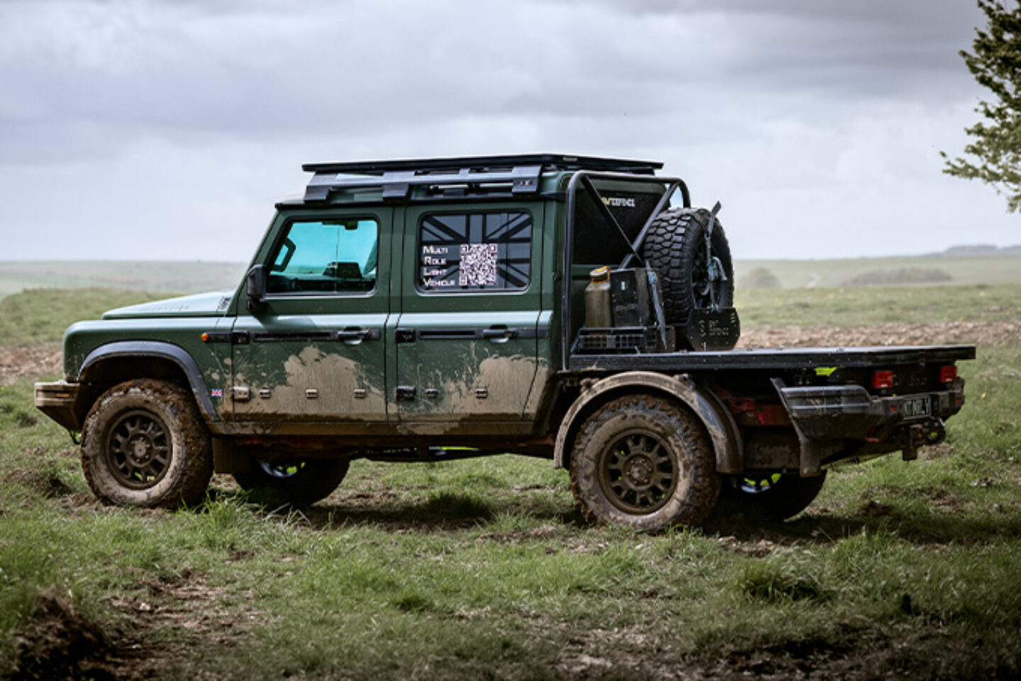 Ineos Wants Its Battle-Spec Grenadier MRLV to Replace the British Army ...