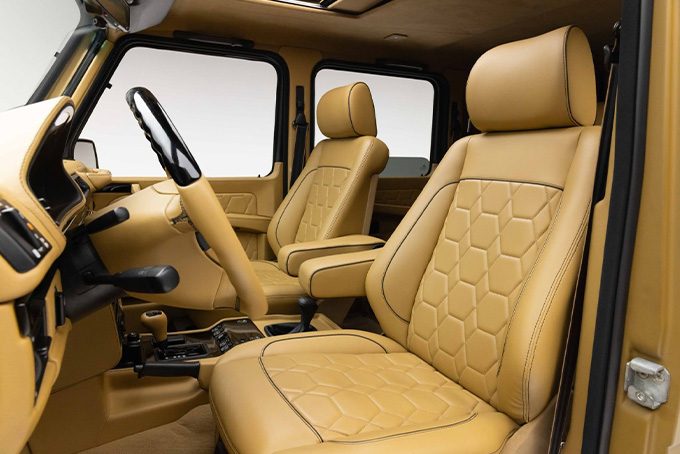 2000 Mercedes Benz G500 8