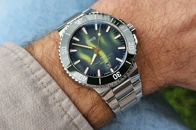Oris Aquis Date Kelp Forest Limited Edition 6