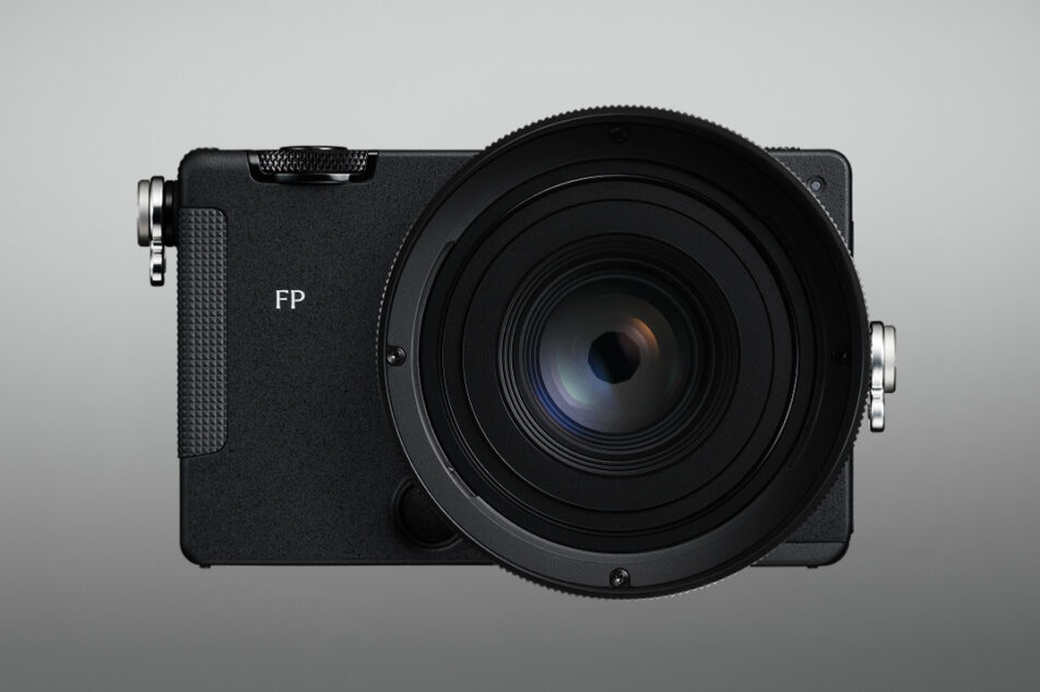 Sigma FP2 0 Hero